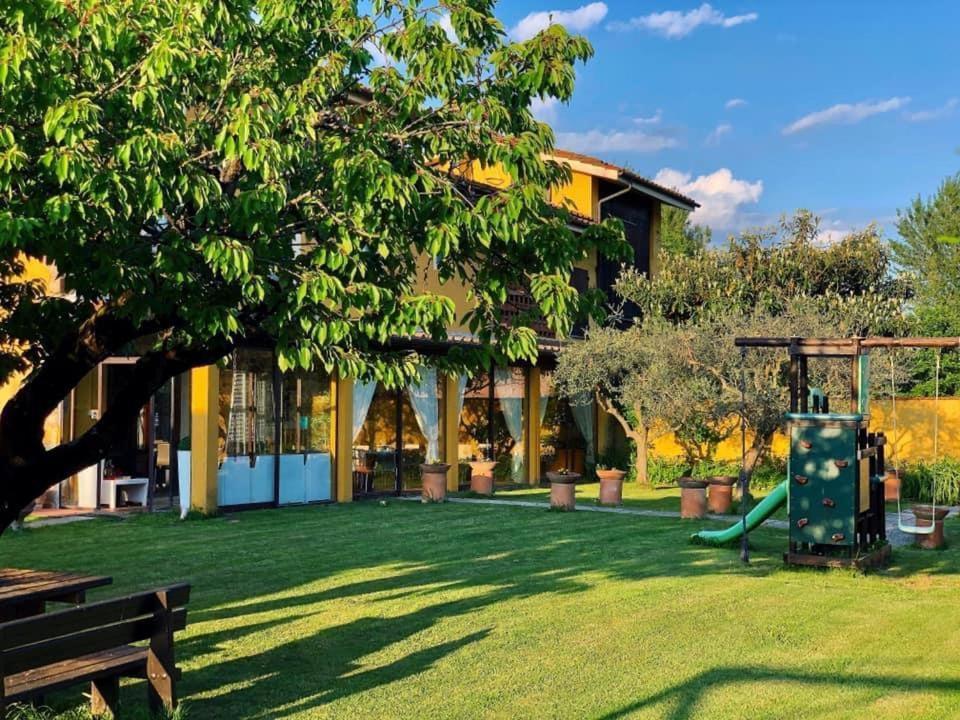 Agriturismo La Conte Lucca Eksteriør billede